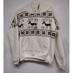 ATTI holiday seasonal reindeer print hooded sweatshirt